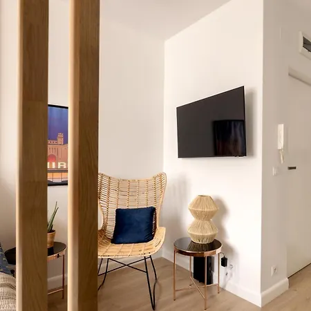 Superior Koszykowa / Plac Zbawiciela *